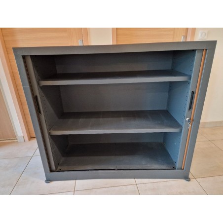 Armoire basse à rideaux - Occasion à saisir