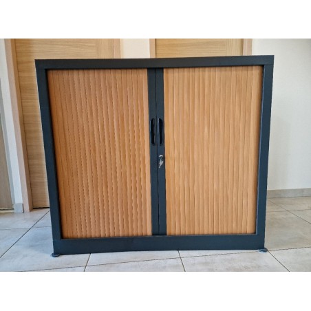 Armoire basse à rideaux - Occasion à saisir